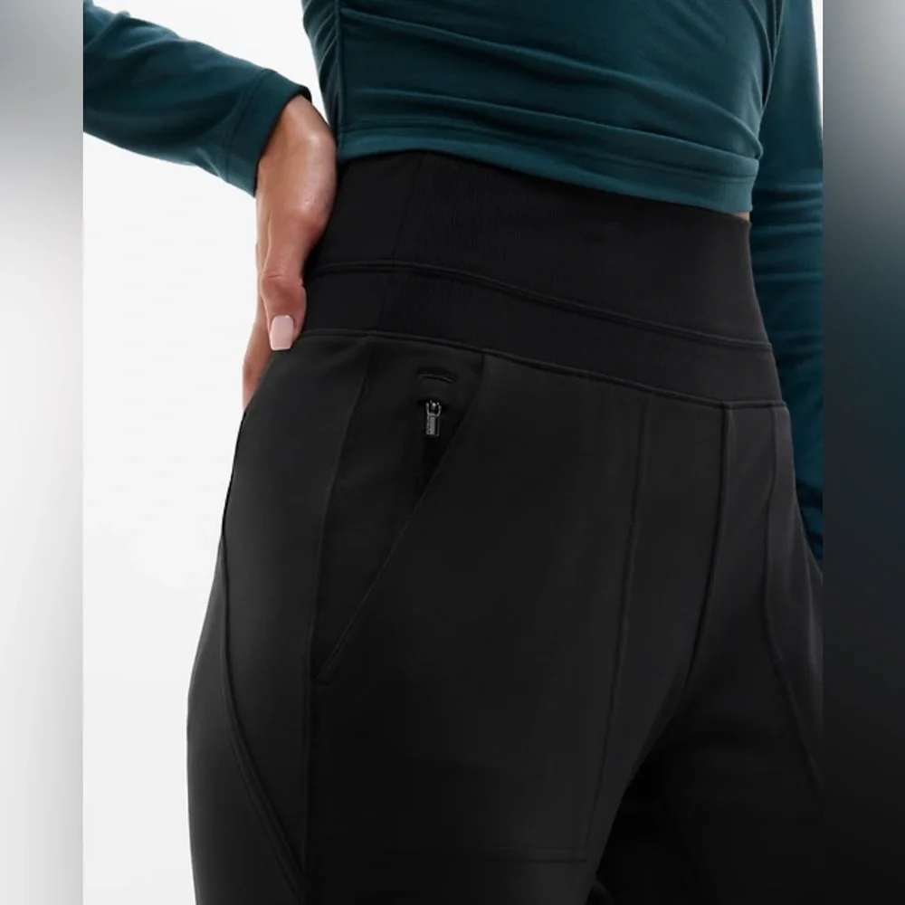 Athleta Black Venice Pintuck jogger